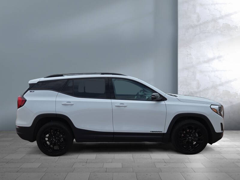 2021 GMC Terrain SLT