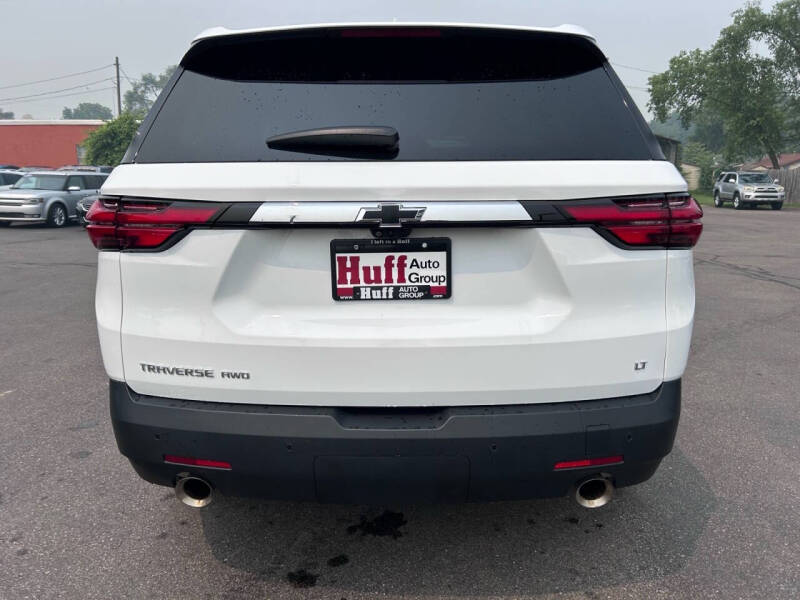 2023 Chevrolet Traverse LT Leather