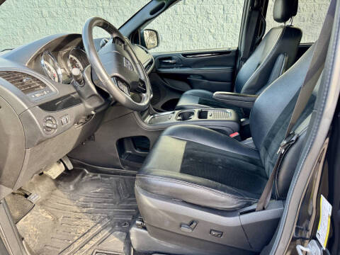 2016 Dodge Grand Caravan SXT Plus