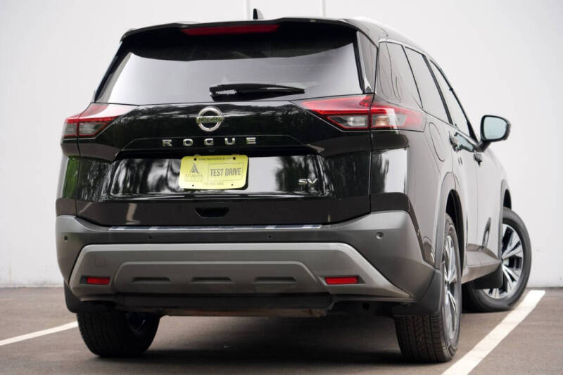 2021 Nissan Rogue SV