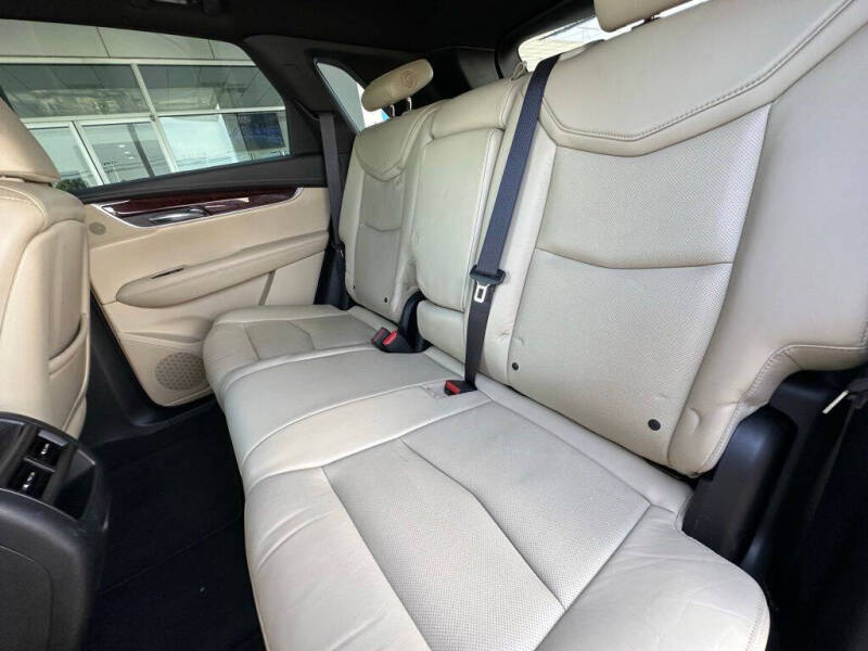 2017 Cadillac XT5 Premium Luxury
