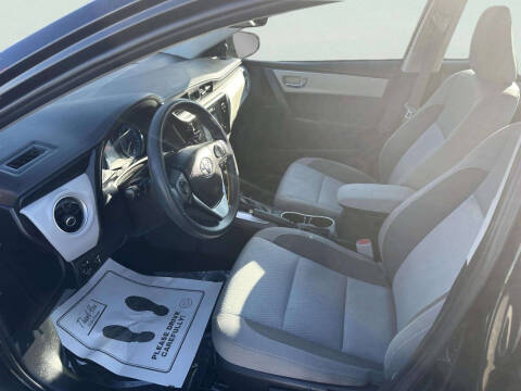 2017 Toyota Corolla LE