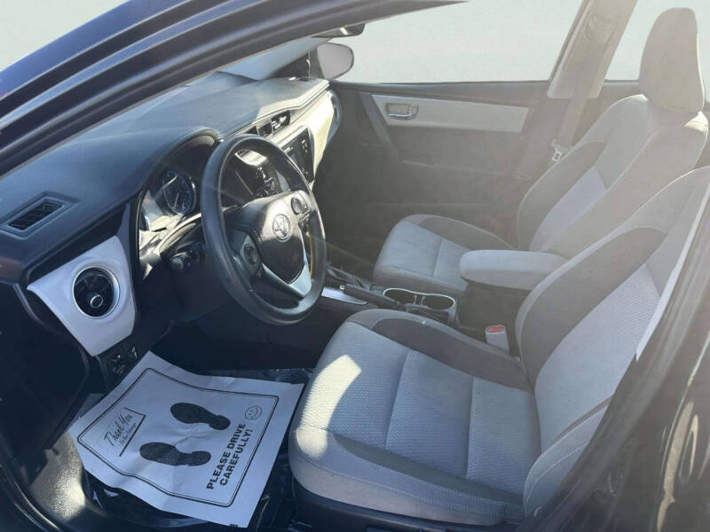 2017 Toyota Corolla LE