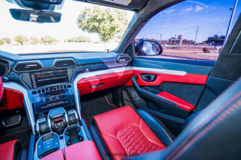 2019 Lamborghini Urus