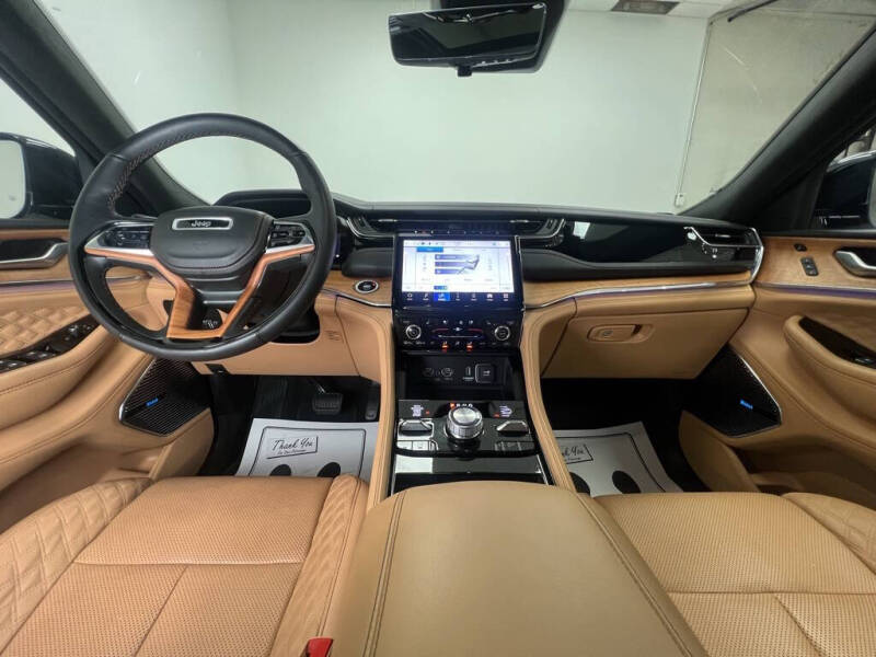 2024 Jeep Grand Cherokee L Summit