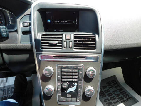 2016 Volvo XC60 T5 Drive-E