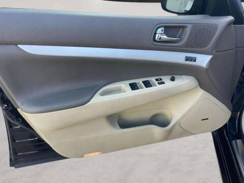 2009 Infiniti G37 Sedan Journey