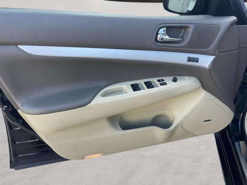 2009 Infiniti G37 Sedan Journey