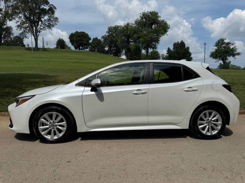 2024 Toyota Corolla Hatchback SE