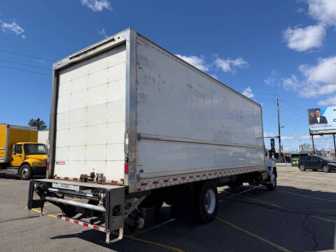2019 Hino 268A