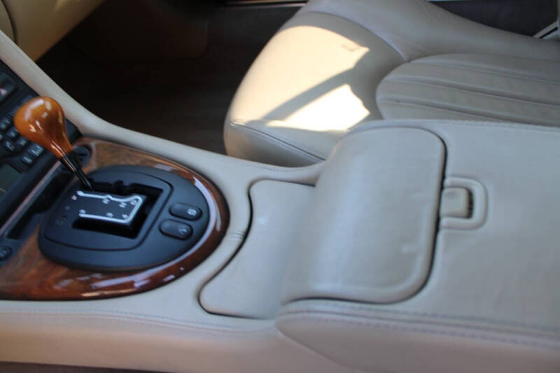 2000 Jaguar XK-Series XK8