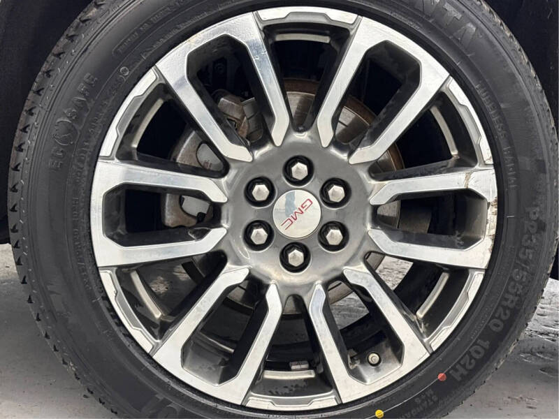 2020 GMC Acadia Denali