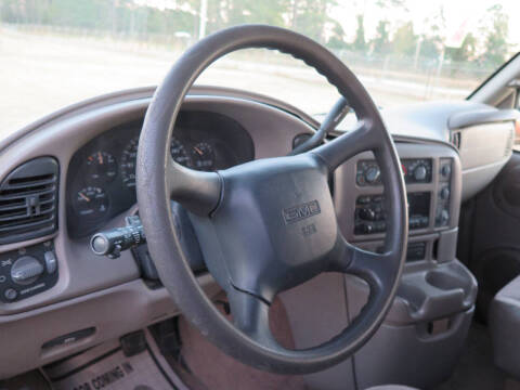 2002 GMC Safari SLE