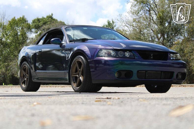 2004 Ford Mustang SVT Cobra