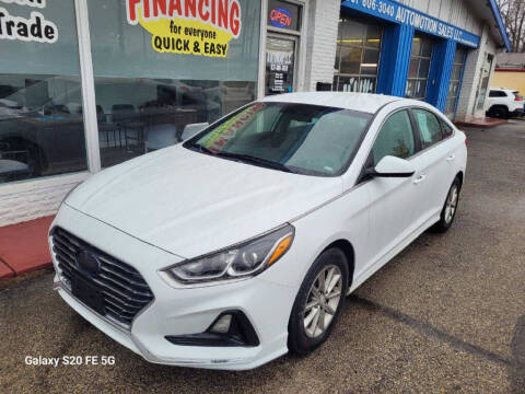 2018 Hyundai Sonata for sale at AutoMotion Sales in Franklin OH