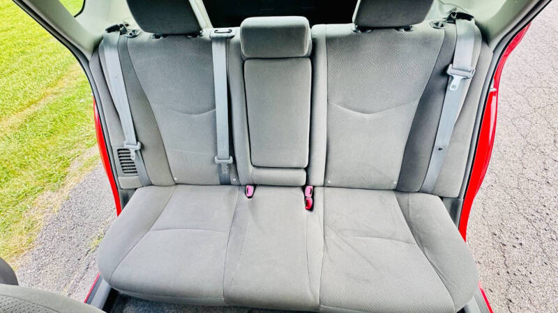 2011 Toyota Prius Two