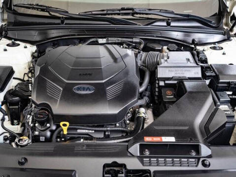 2019 Kia Cadenza Technology