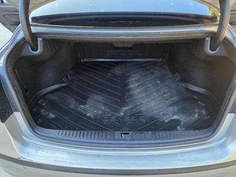 2012 Hyundai Genesis 5.0L R-Spec