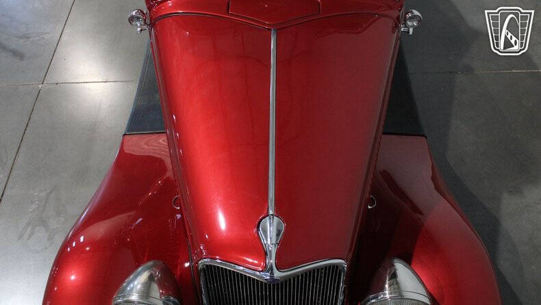 1933 Ford Tudor