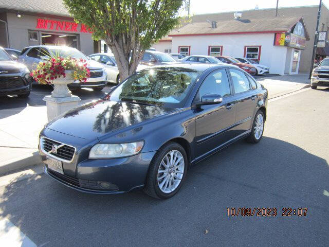 2009 Volvo S40 for sale at Bitner Motors in Pittsburg KS