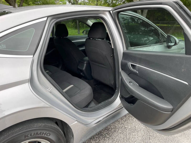 2023 Hyundai Sonata SE