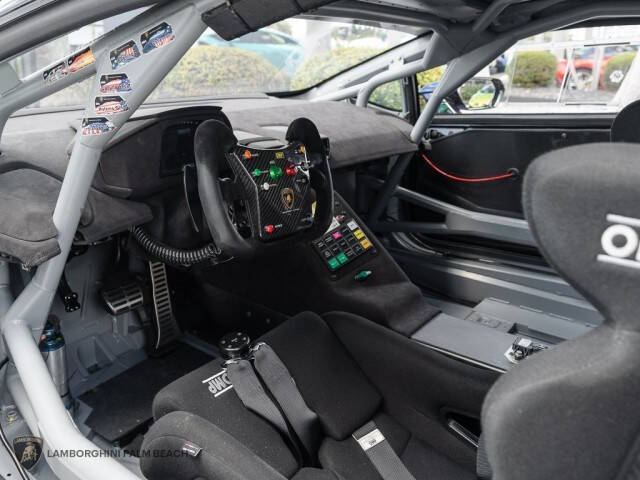 2024 Lamborghini Huracan Super Trofeo EVO2