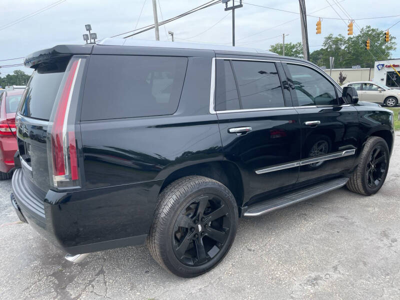 2018 Cadillac Escalade for sale at LAURINBURG AUTO SALES in Laurinburg NC