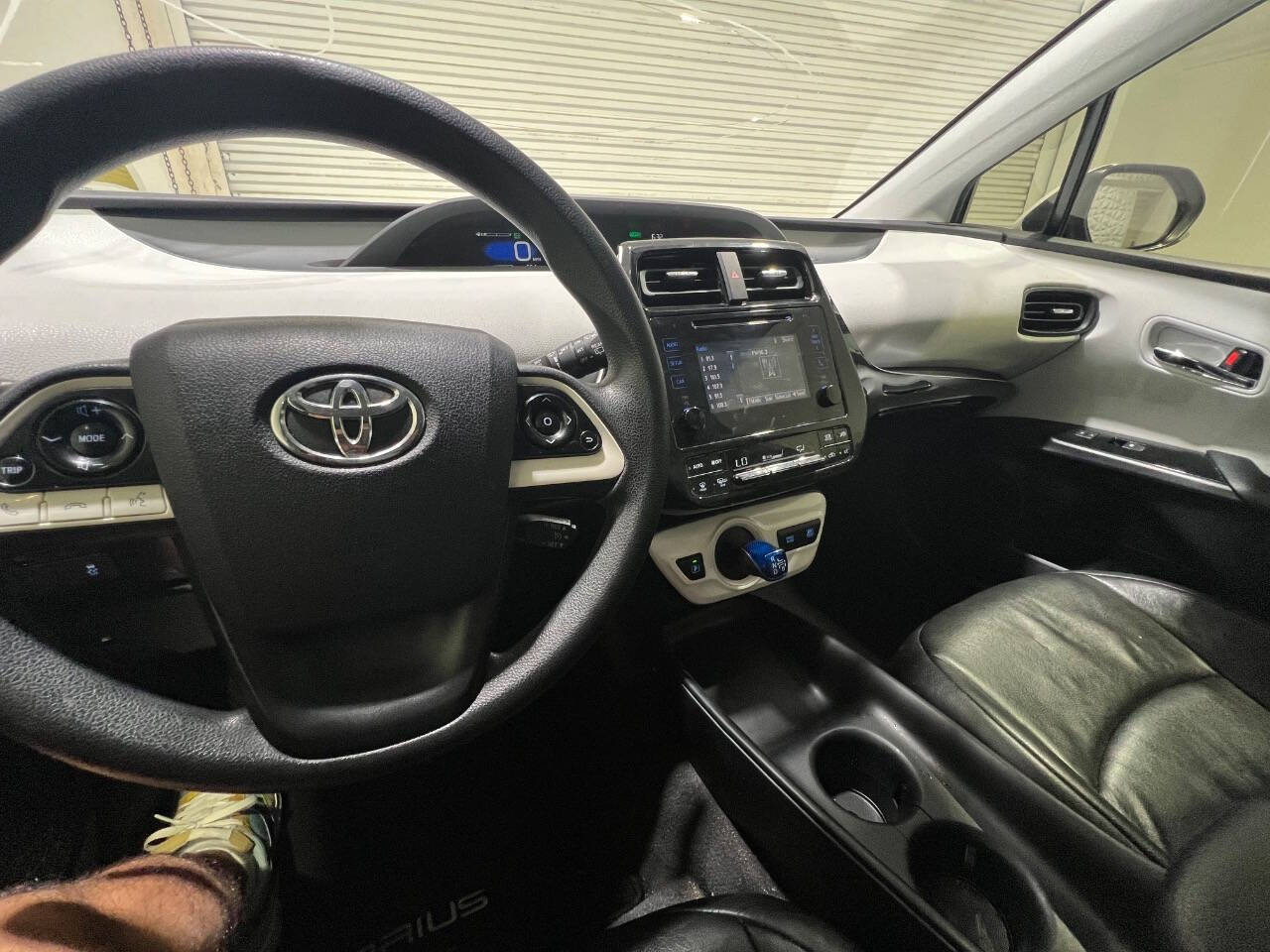 2016 Toyota Prius Two photo 38