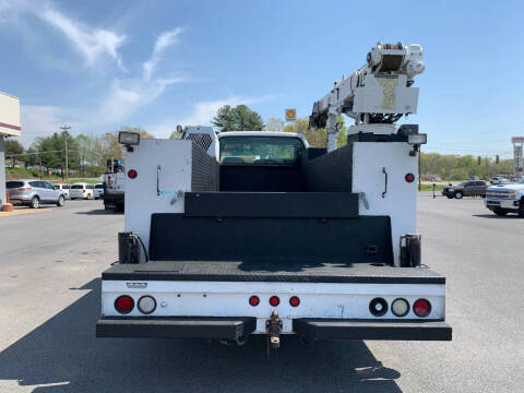 2004 Ford F-650 Super Duty