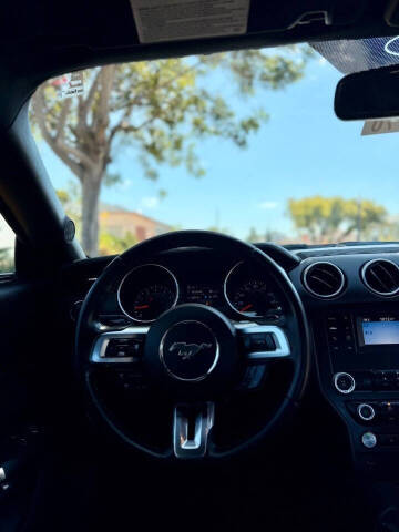 2019 Ford Mustang EcoBoost