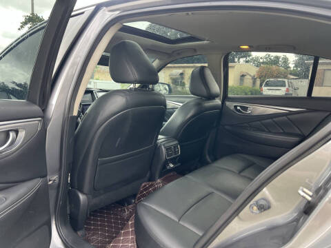 2015 Infiniti Q50 Premium