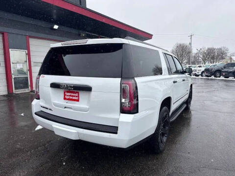 2017 GMC Yukon XL Denali