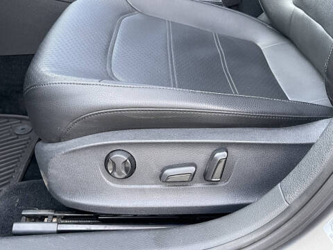 2013 Volkswagen Passat TDI SE