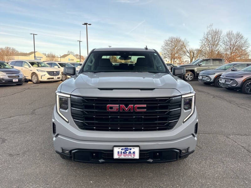 2024 GMC Sierra 1500 Elevation Standard