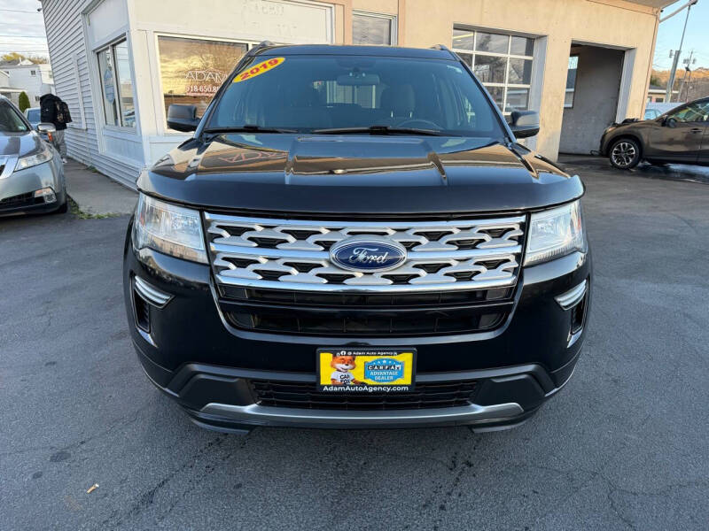 Ford Explorer's photo