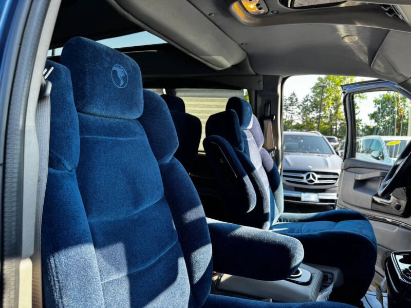 2025 Chevrolet Express 2500