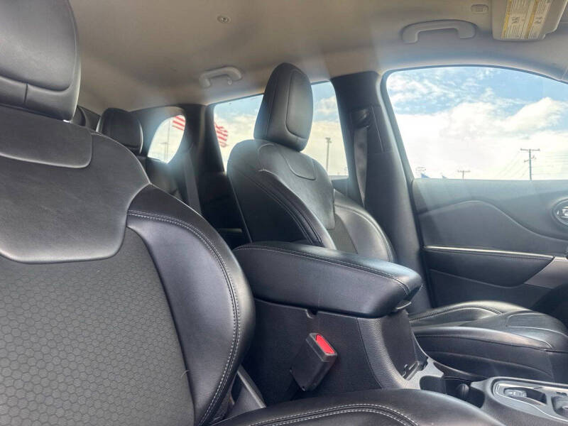 2020 Jeep Cherokee Latitude