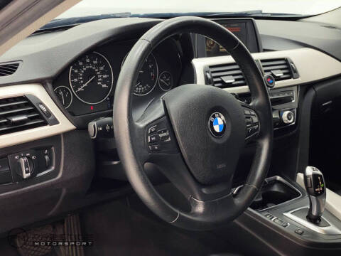 2016 BMW 3 Series 320i