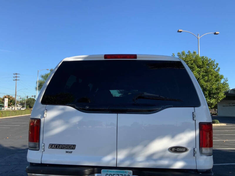 2000 Ford Excursion XLT