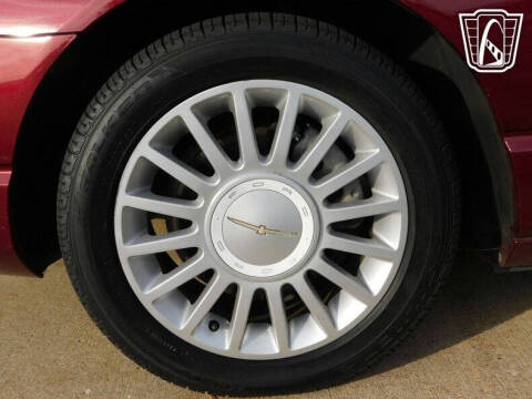 2004 Ford Thunderbird Deluxe