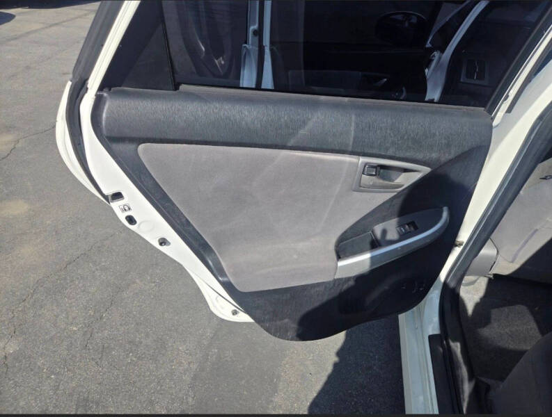 2013 Toyota Prius Five