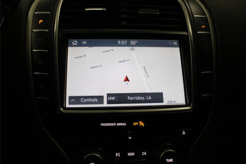 2019 Lincoln Nautilus Select