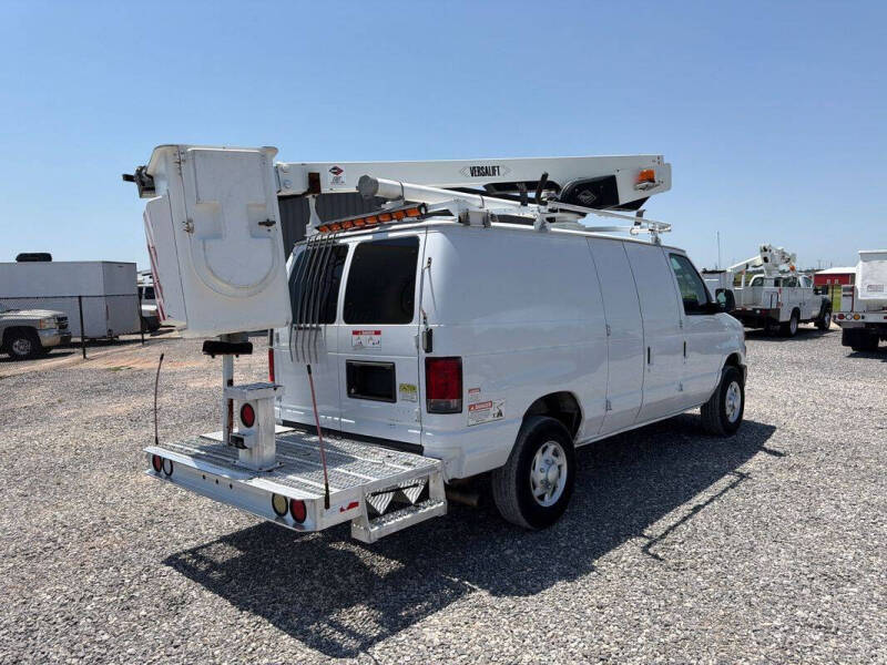 2013 Ford E-Series E-350 SD