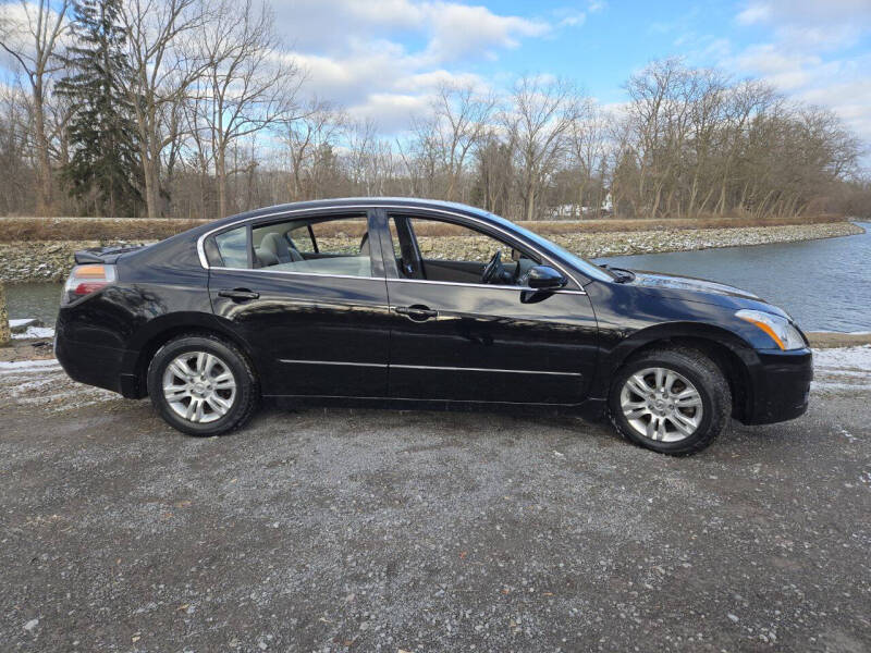 2012 Nissan Altima S photo 4