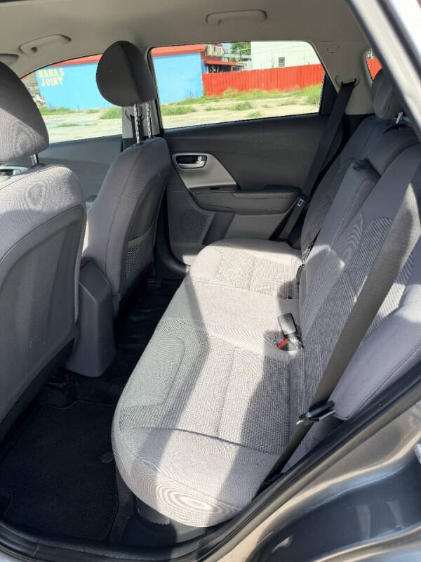 2017 Kia Niro LX