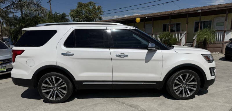2017 Ford Explorer Platinum