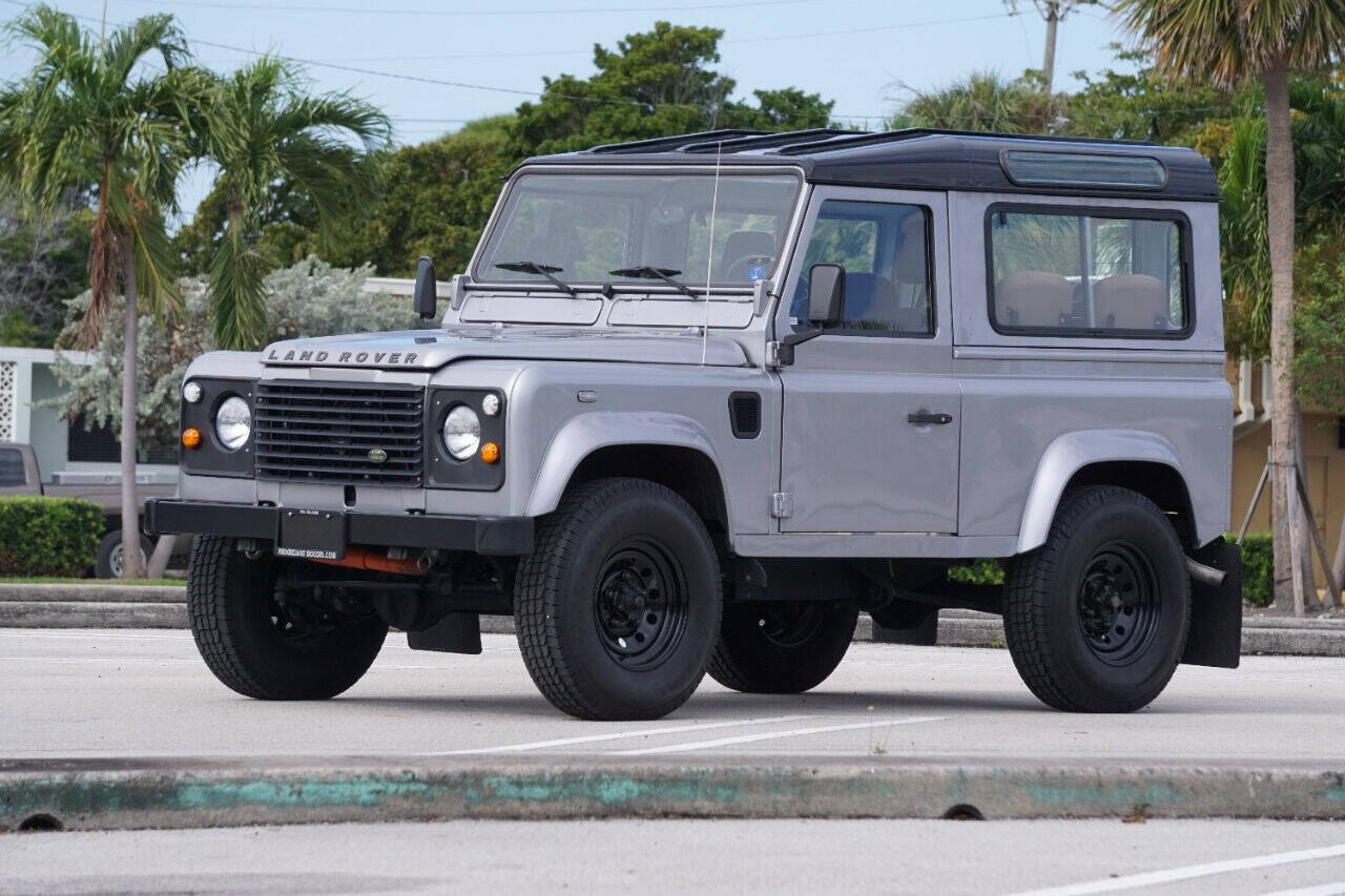 1991 Land Rover Defender 6