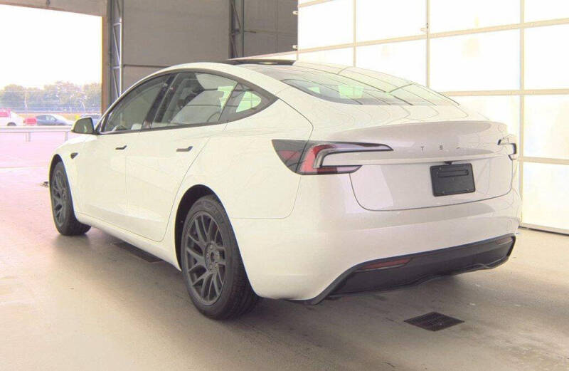 2025 Tesla Model 3 Long Range