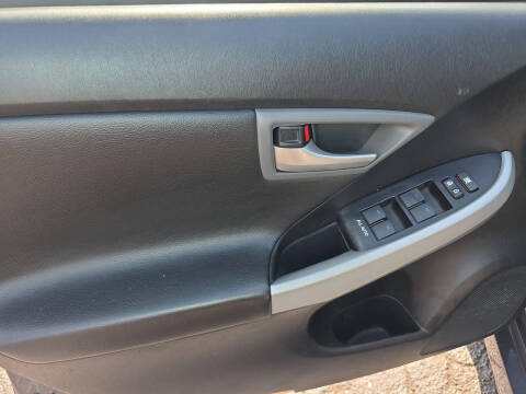 2014 Toyota Prius Two