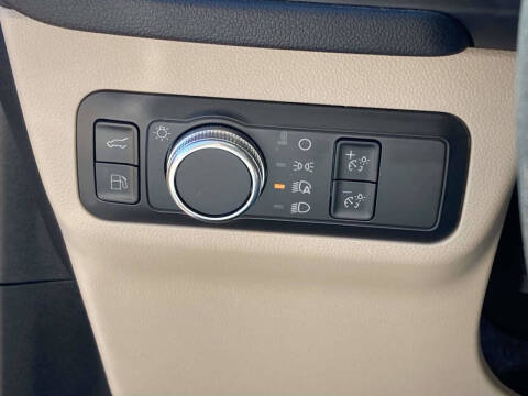 2022 Ford Escape Hybrid SE